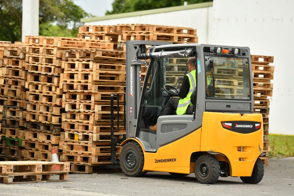 Rapid Racking Jungheinrich fleet