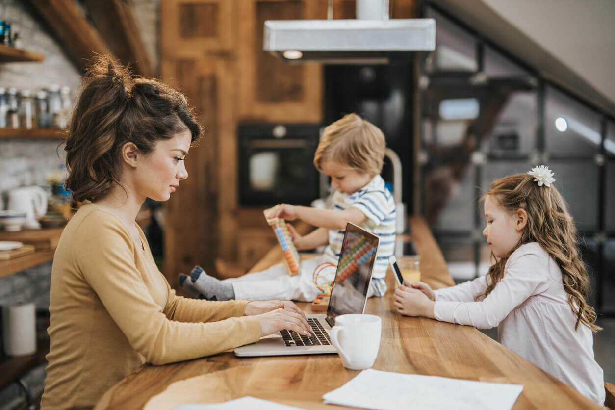 Telework: spending time with your children