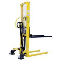 Manual pallet stacker - Capacity 500 kg - Manutan Expert