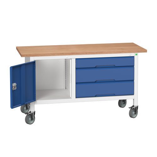 Bott Verso Mobile Workbench With Storage HxWxD 930x1500x600mm Bott Verso Mobile Workbench With Storage HxWxD 930x1500x600mm