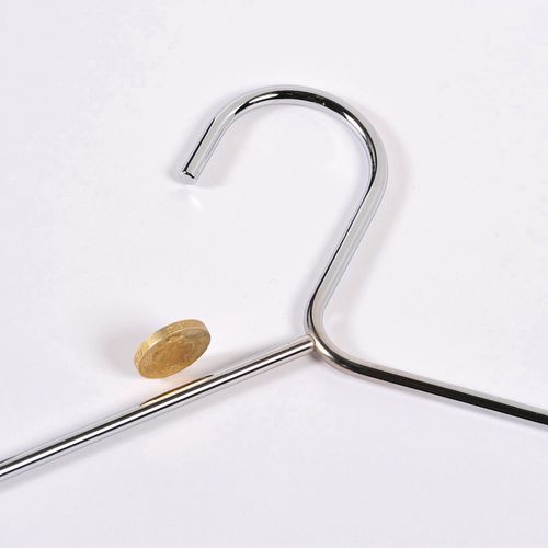 Close up Heavy Duty Chrome Coat Hangers Close up Heavy Duty Chrome Coat Hangers