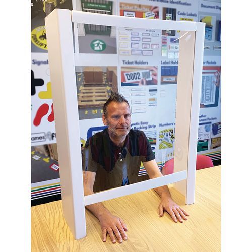 Counter top screen 960mm high x 700mm wide Counter top screen 960mm high x 700mm wide